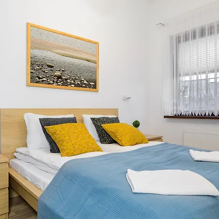Shortstaypoland Jana Kazimierza * Varšava